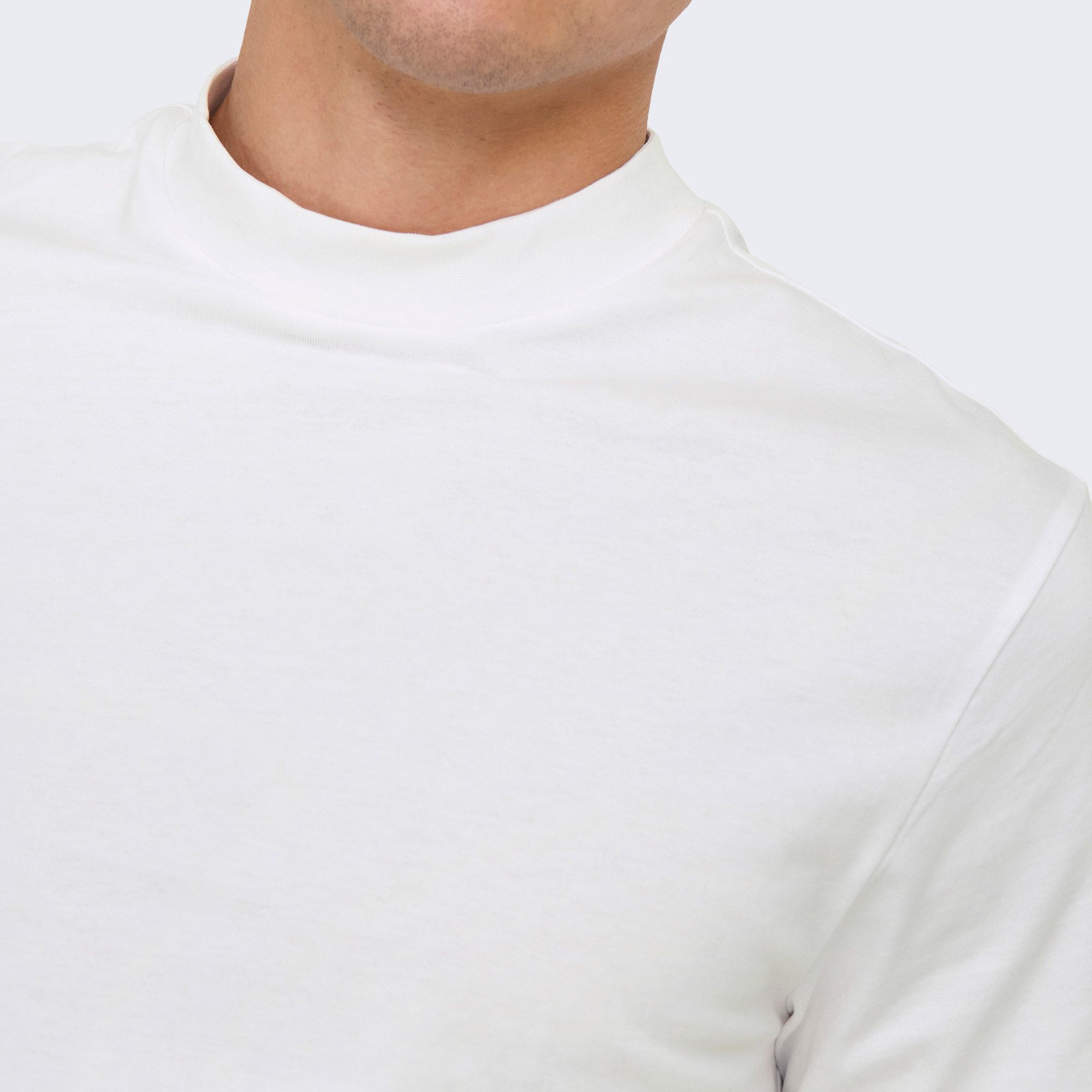 【ホワイト（10）】Classic Mock Neck Shirt S/S MOCK NECK T-SHIRT | White | Selected